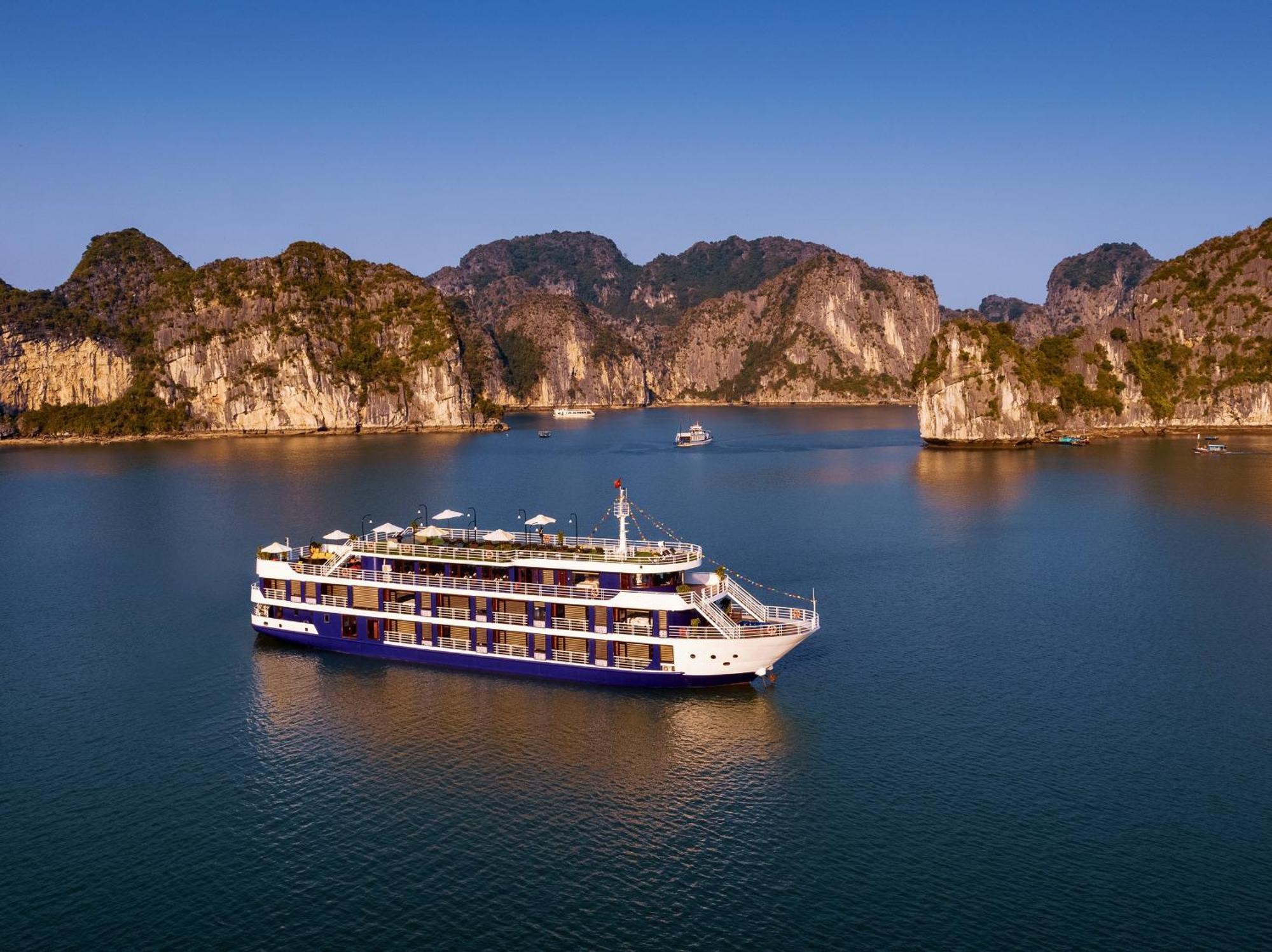 Halong Camellia Cruise Hotel Ha Long Buitenkant foto