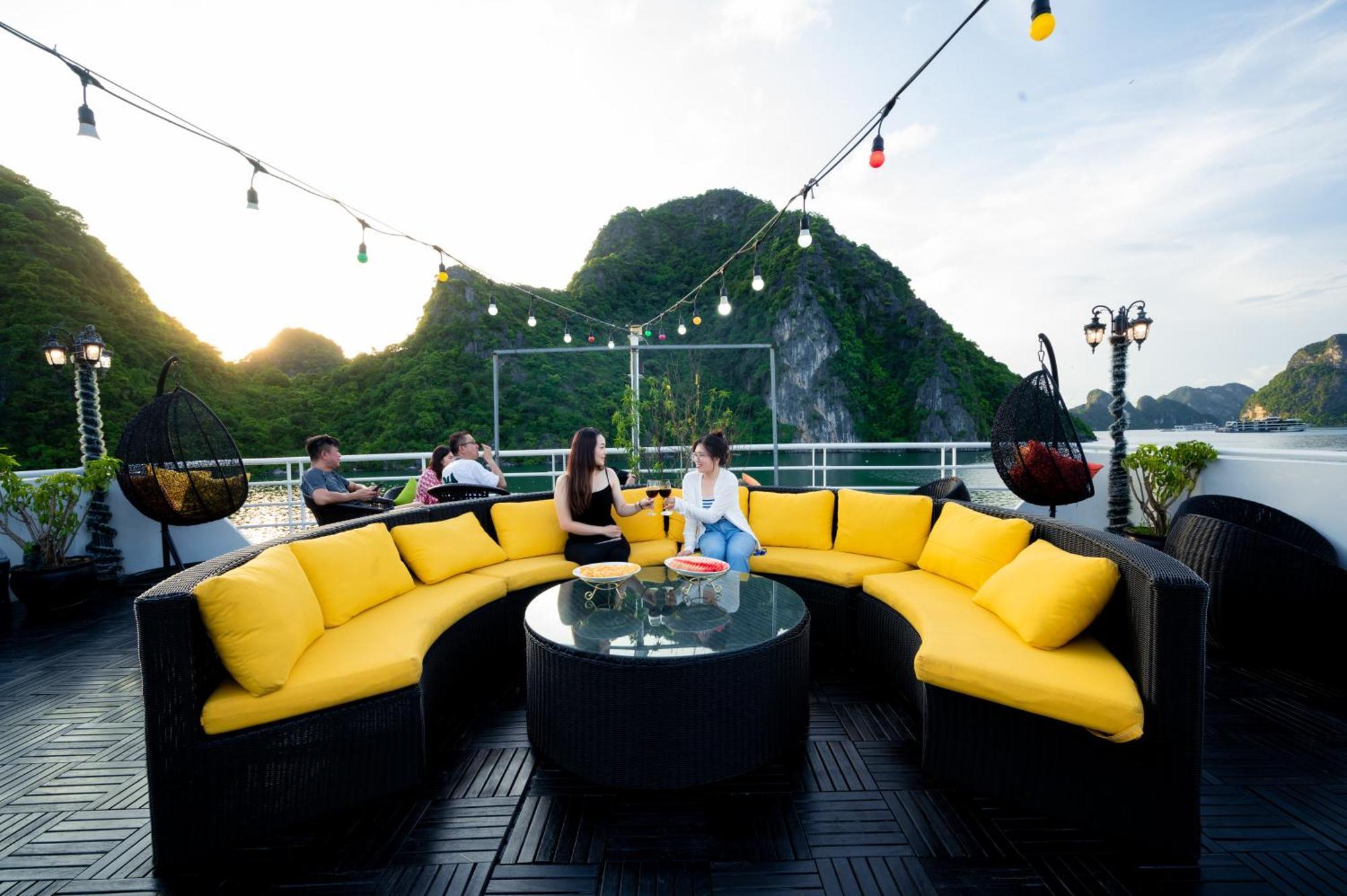 Halong Camellia Cruise Hotel Ha Long Buitenkant foto