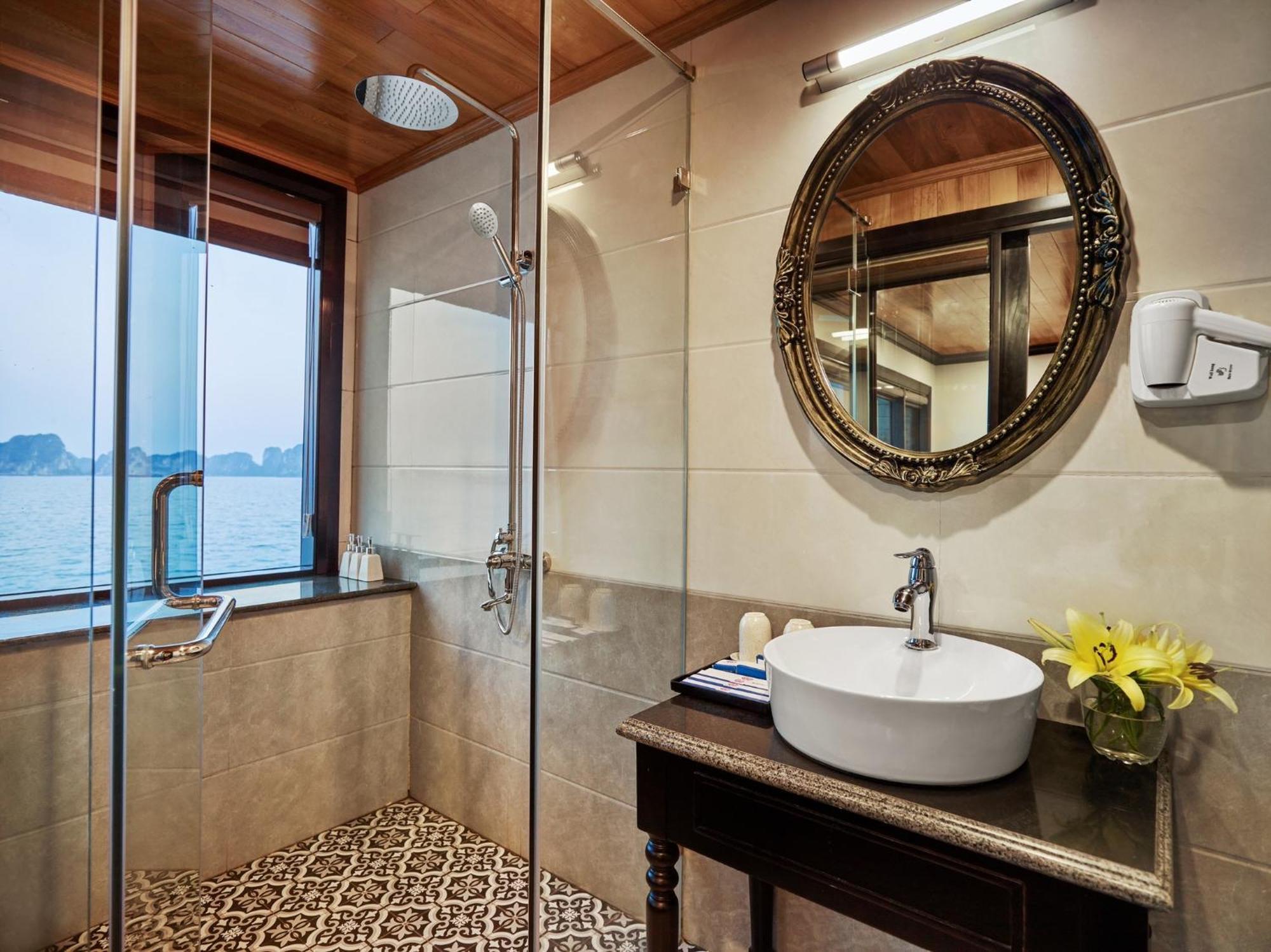 Halong Camellia Cruise Hotel Ha Long Buitenkant foto